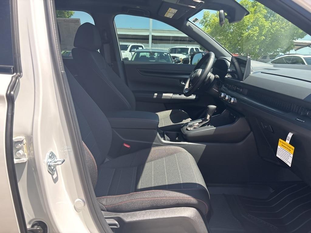new 2026 Honda CR-V Hybrid car, priced at $39,029