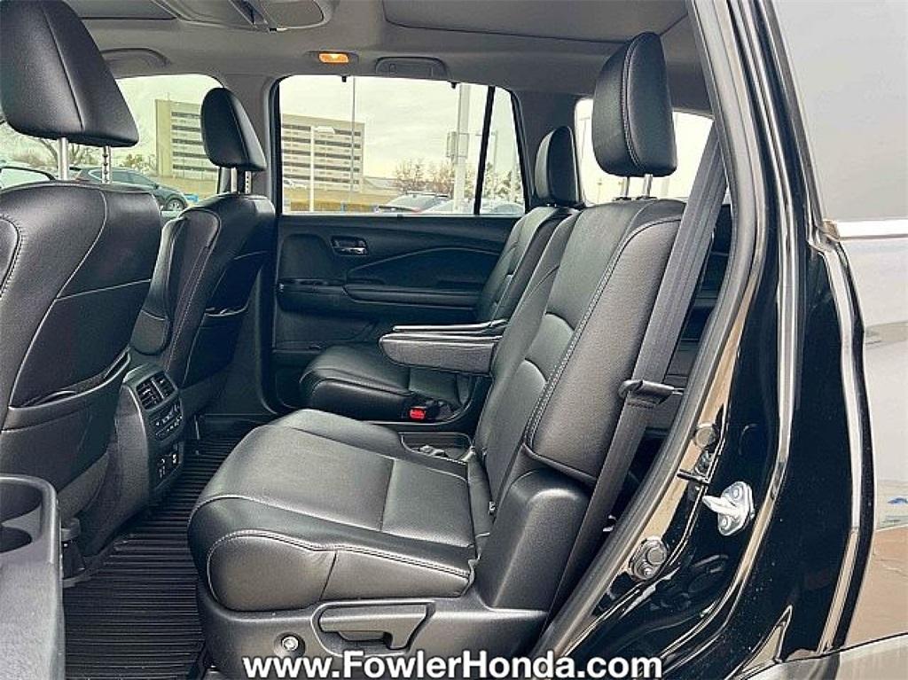 used 2022 Honda Pilot car, priced at $34,420