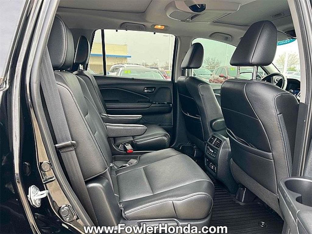 used 2022 Honda Pilot car, priced at $34,420