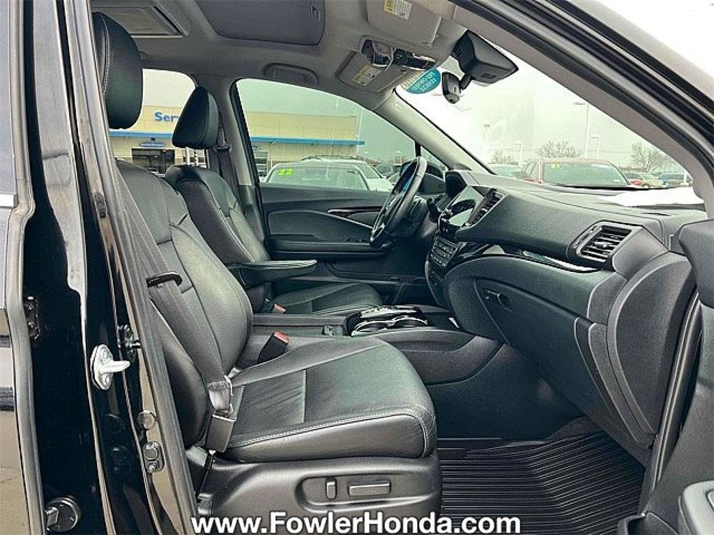 used 2022 Honda Pilot car, priced at $34,420