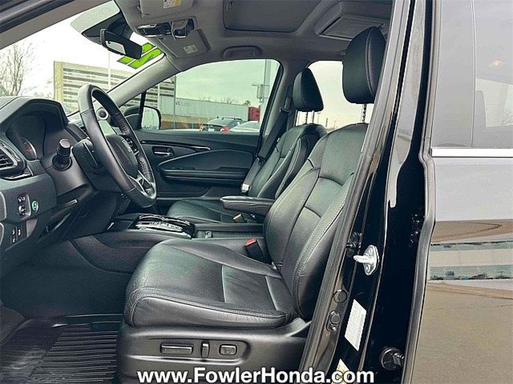 used 2022 Honda Pilot car, priced at $34,420