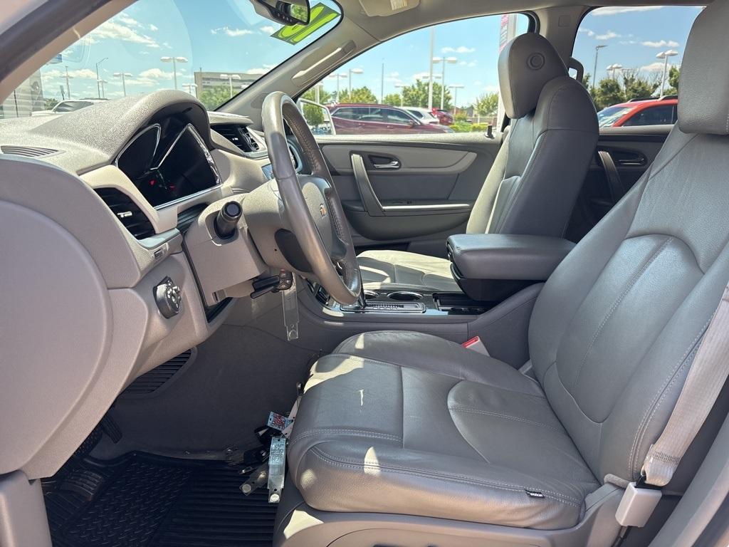 used 2016 Chevrolet Traverse car, priced at $11,400