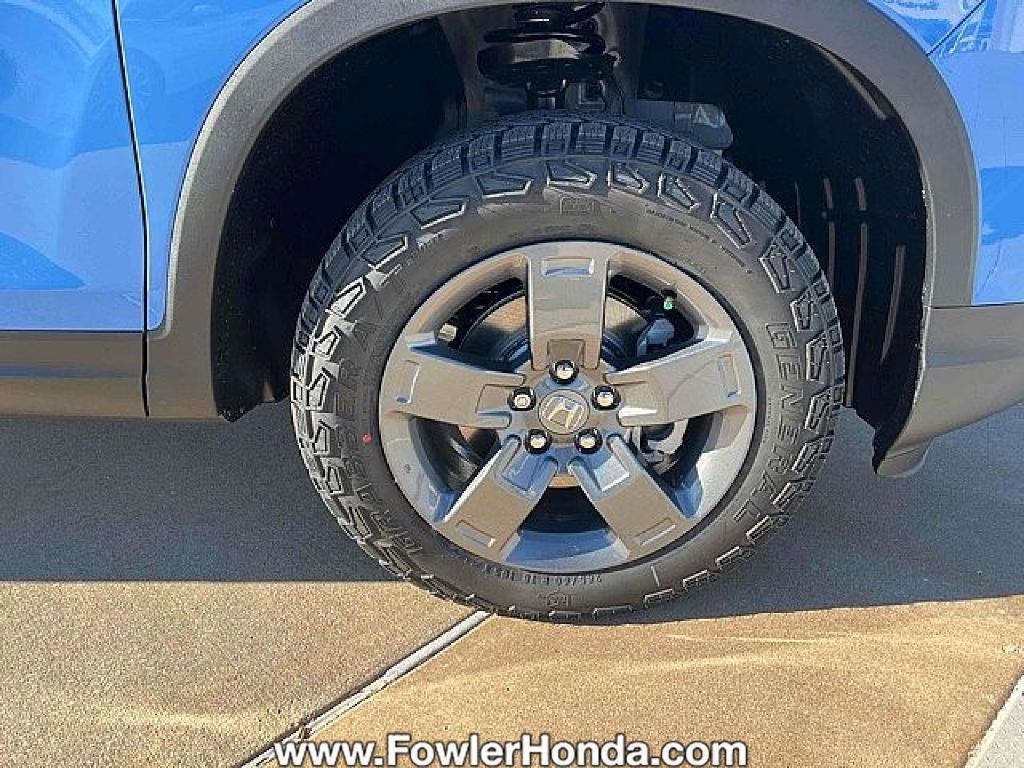 new 2025 Honda Ridgeline car, priced at $47,230