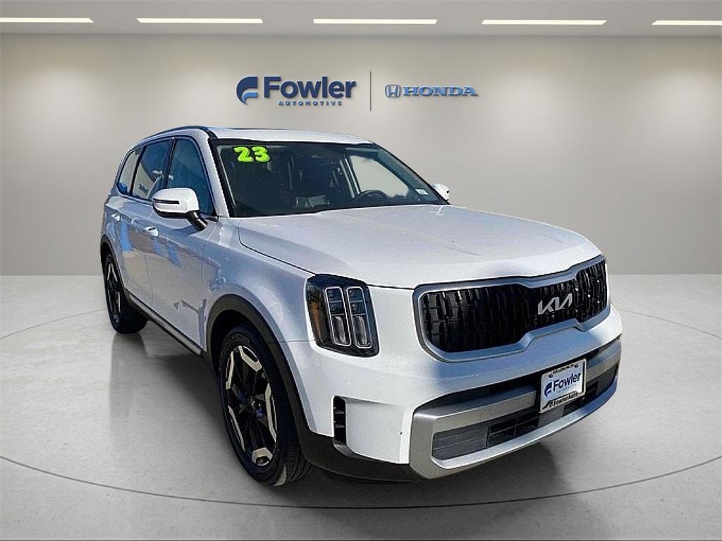 used 2023 Kia Telluride car, priced at $35,000