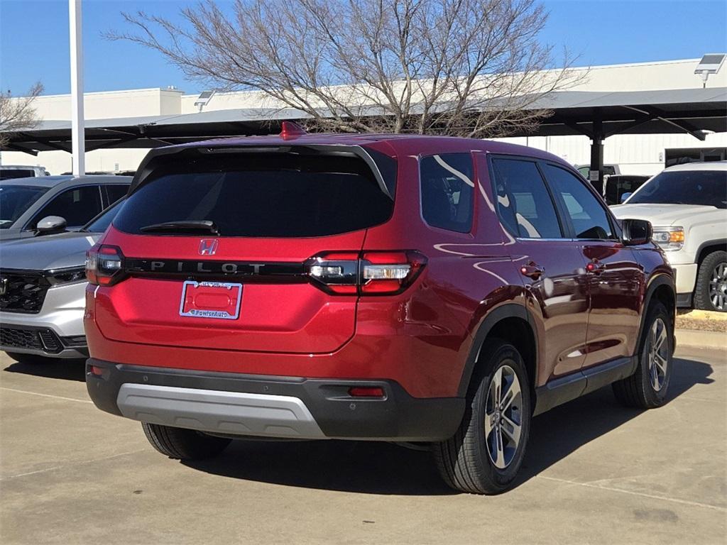 new 2025 Honda Pilot car, priced at $46,080