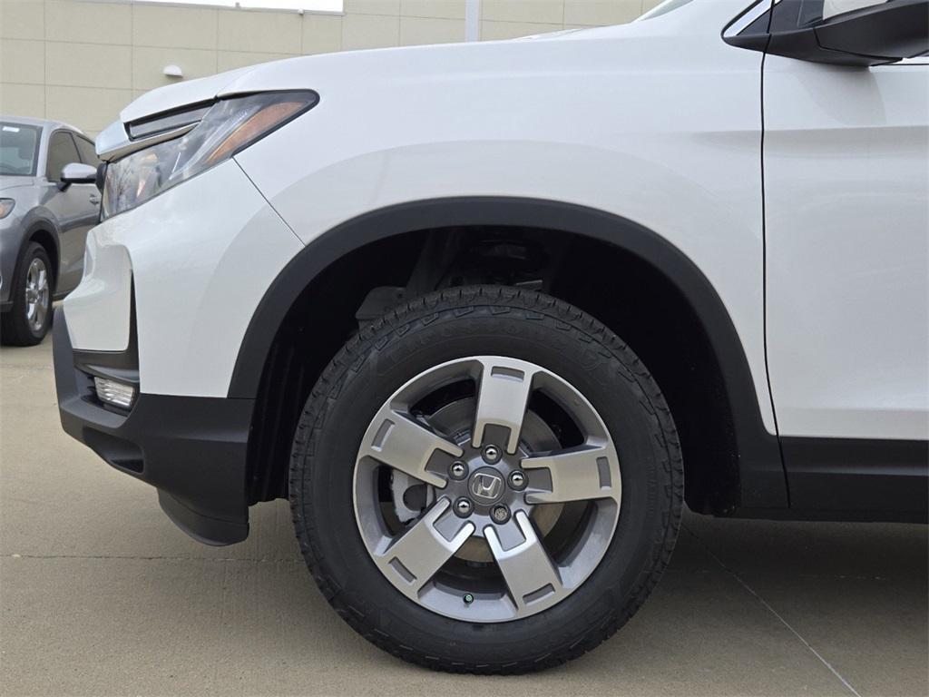 new 2025 Honda Ridgeline car, priced at $44,830