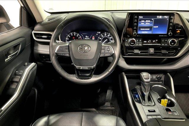 used 2021 Toyota Highlander car, priced at $40,975