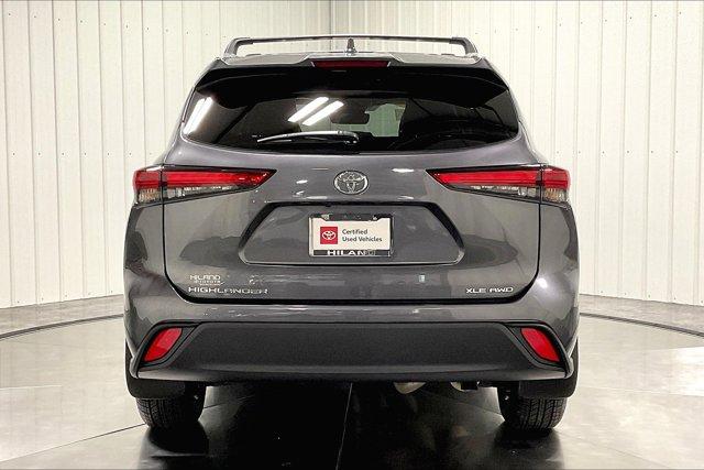used 2021 Toyota Highlander car, priced at $40,975