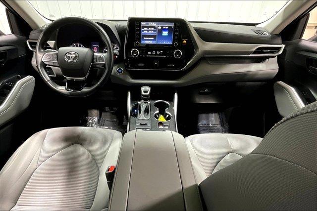 used 2020 Toyota Highlander car, priced at $35,975