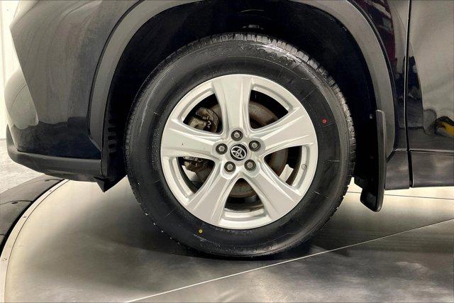 used 2020 Toyota Highlander car, priced at $35,975