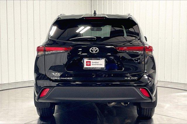 used 2021 Toyota Highlander car, priced at $39,975