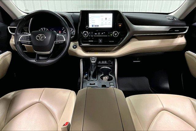 used 2023 Toyota Highlander car, priced at $39,975