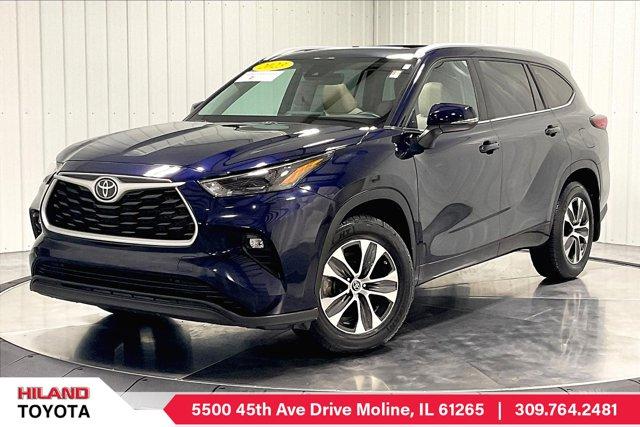 used 2023 Toyota Highlander car, priced at $39,975