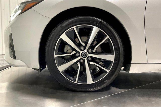 used 2023 Nissan Maxima car, priced at $31,975