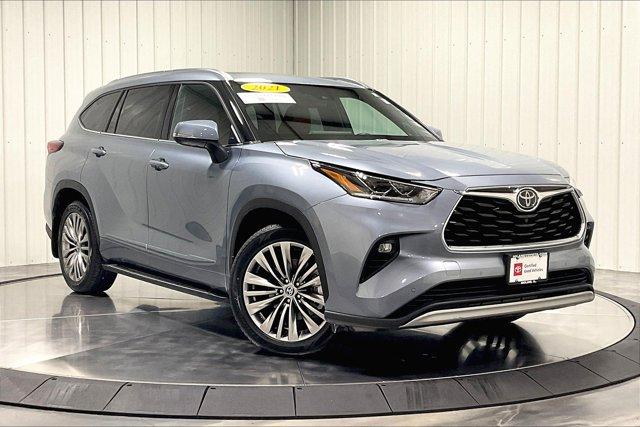 used 2021 Toyota Highlander car, priced at $39,975