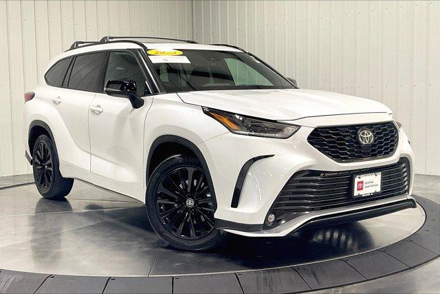used 2023 Toyota Highlander car, priced at $47,975