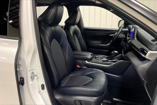 used 2023 Toyota Highlander car, priced at $47,975