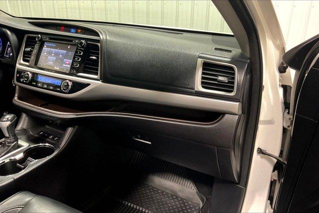 used 2018 Toyota Highlander car, priced at $22,975