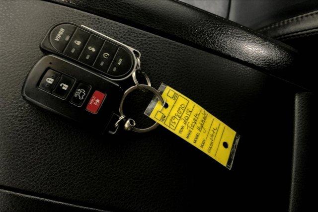 used 2018 Toyota Highlander car, priced at $22,975