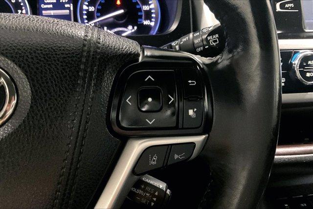 used 2018 Toyota Highlander car, priced at $22,975