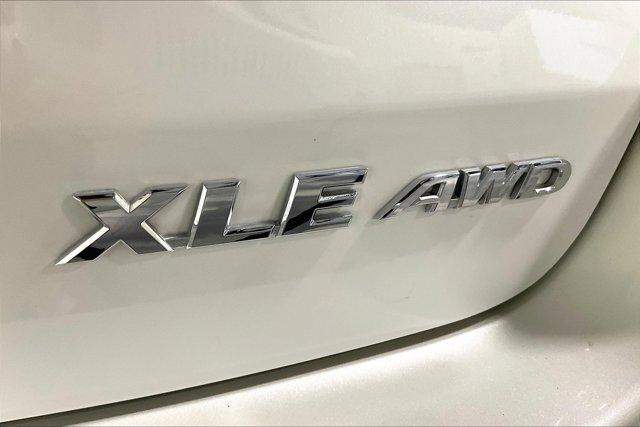 used 2018 Toyota Highlander car, priced at $22,975