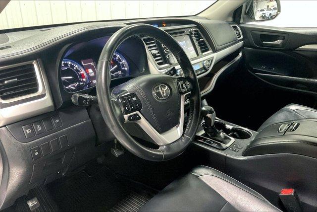 used 2018 Toyota Highlander car, priced at $22,975