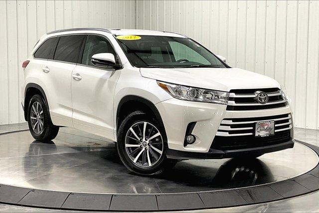 used 2017 Toyota Highlander car, priced at $24,975