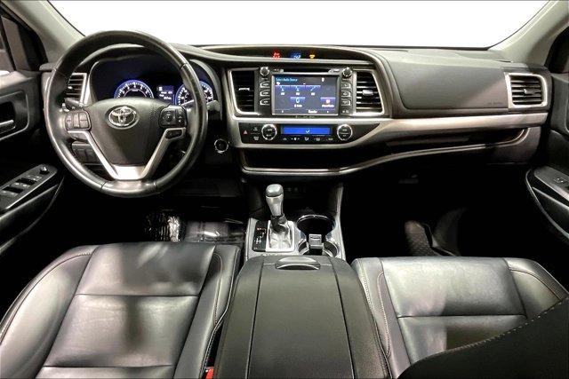 used 2019 Toyota Highlander car, priced at $29,975