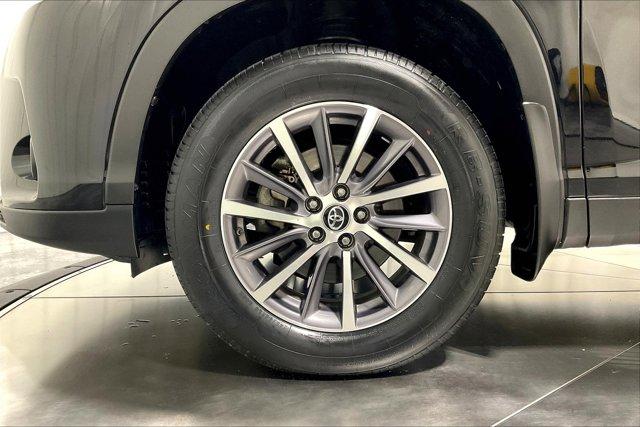 used 2019 Toyota Highlander car, priced at $29,975