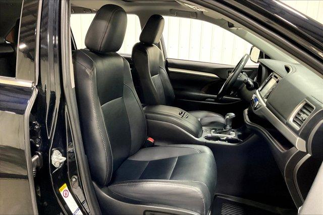 used 2019 Toyota Highlander car, priced at $29,975