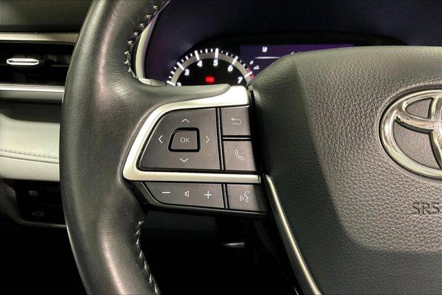 used 2022 Toyota Highlander car, priced at $43,975
