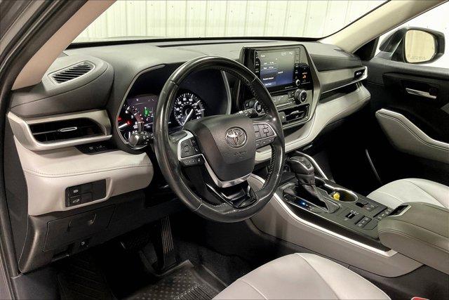 used 2021 Toyota Highlander car, priced at $40,975