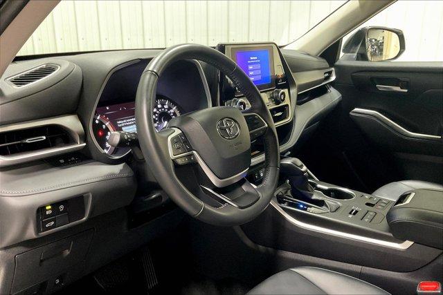 used 2024 Toyota Highlander car, priced at $50,975