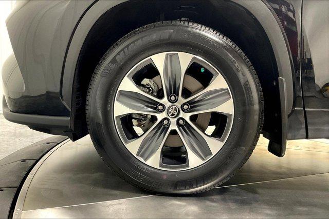 used 2024 Toyota Highlander car, priced at $50,975