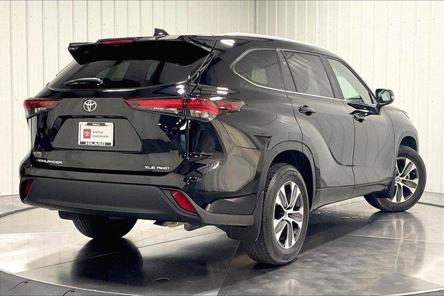 used 2024 Toyota Highlander car, priced at $50,975