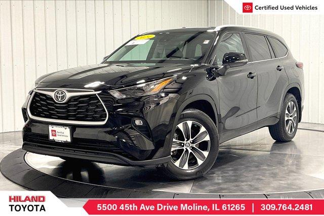 used 2024 Toyota Highlander car, priced at $50,975