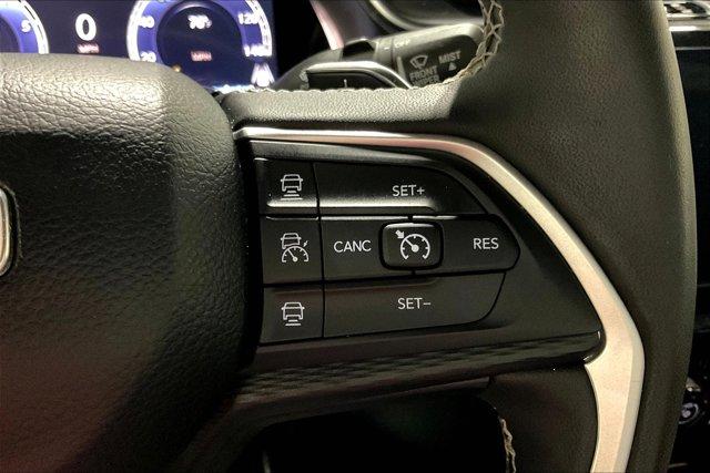used 2024 Jeep Grand Cherokee car, priced at $35,975