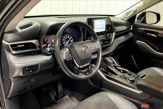 used 2021 Toyota Highlander car, priced at $41,975