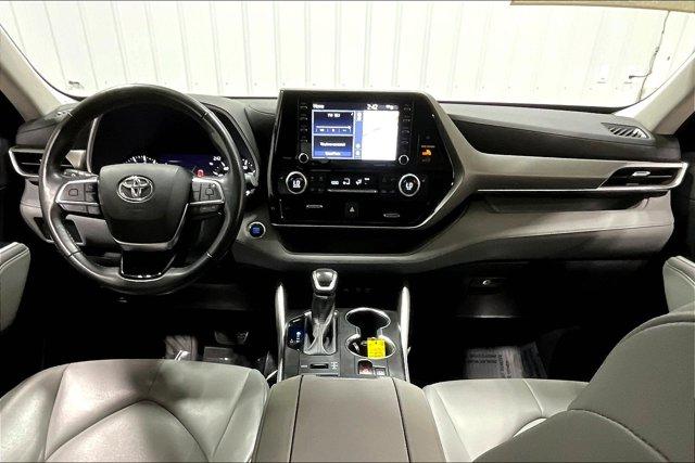 used 2021 Toyota Highlander car, priced at $40,975