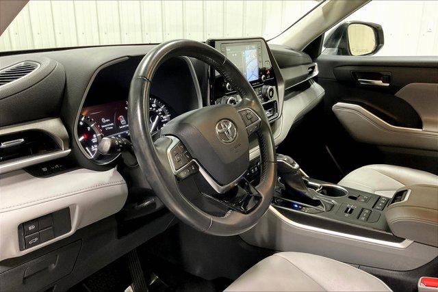 used 2021 Toyota Highlander car, priced at $40,975