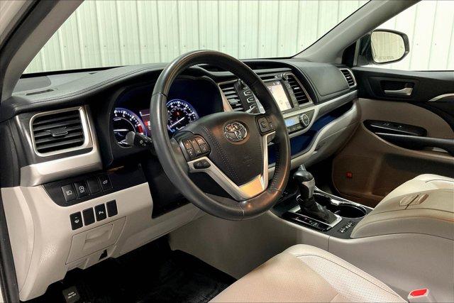used 2019 Toyota Highlander car, priced at $31,975
