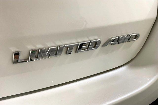 used 2019 Toyota Highlander car, priced at $31,975