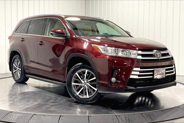 used 2018 Toyota Highlander car, priced at $27,975