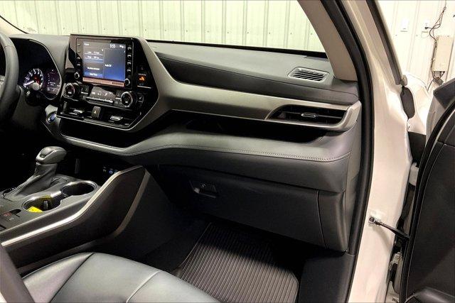 used 2022 Toyota Highlander car, priced at $42,975