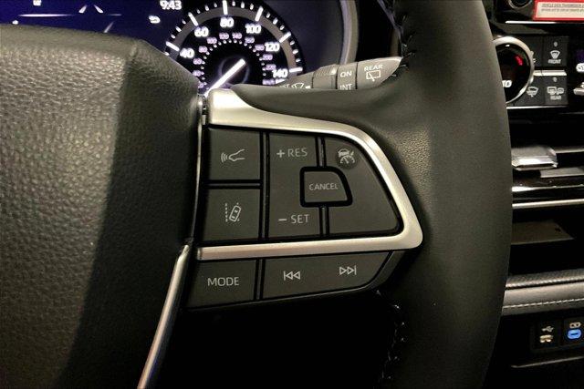 used 2022 Toyota Highlander car, priced at $42,975