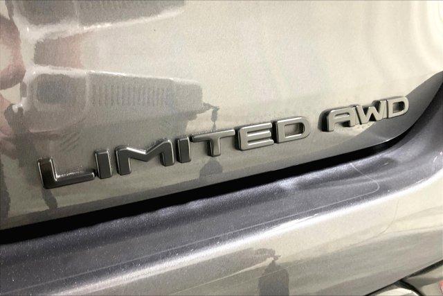 used 2022 Toyota Highlander car, priced at $44,975