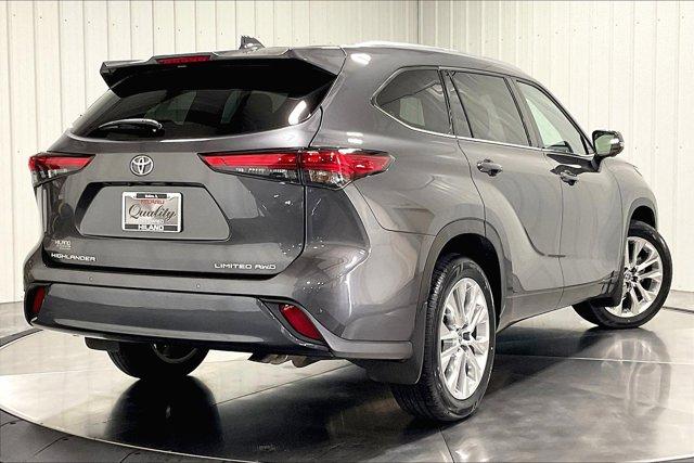 used 2023 Toyota Highlander car, priced at $47,975