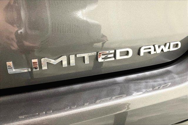 used 2023 Toyota Highlander car, priced at $47,975