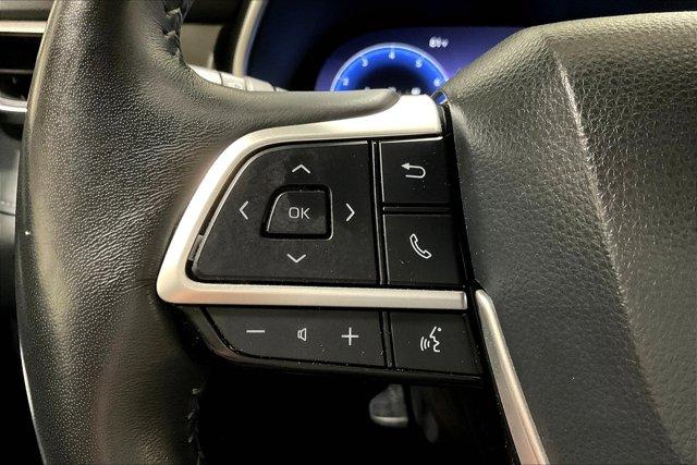 used 2023 Toyota Highlander car, priced at $47,975