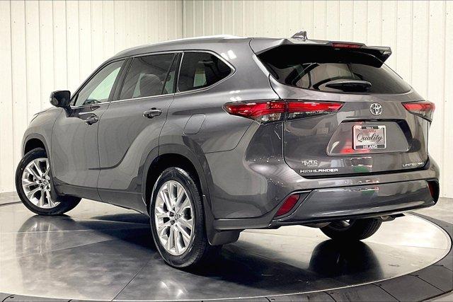 used 2023 Toyota Highlander car, priced at $47,975